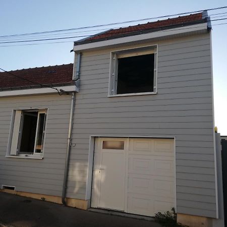 P'Tite Maison Atypique Avec Terrasse Villa Nantes Eksteriør bilde